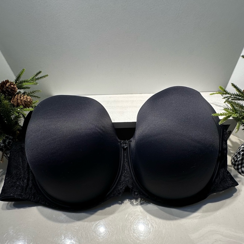 NWOT Auden Black Bra
